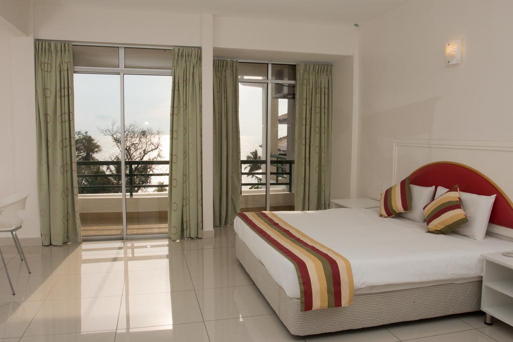 Akar Beach Resort Port Dickson Room photo